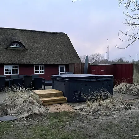 Edelgard - 4-5km From The Sea In Western Jutland By Interhome * Kongsmark
