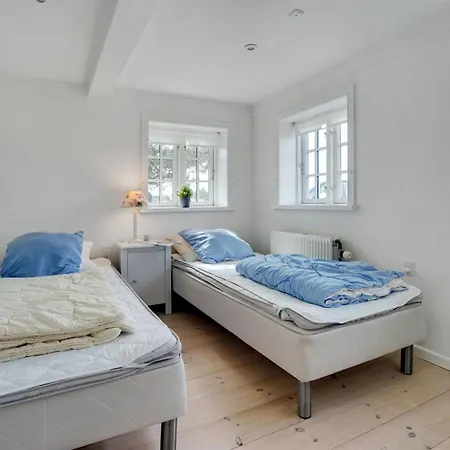 Edelgard - 4-5km From The Sea By Interhome